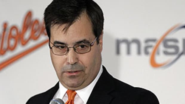 dan-duquette-ap2.jpg